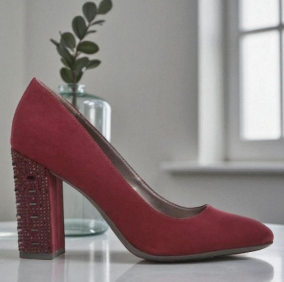Libby Edelman  "Shelby" Faux Suede Block Heels with Stud Details - Picture 1 of 11